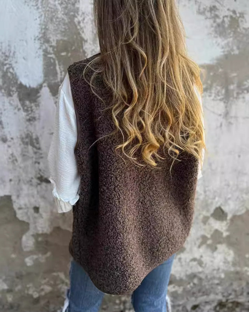 DANELA - Vest in soft wool