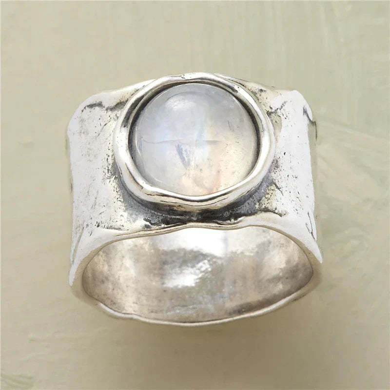 Moonstone Ring Blanda