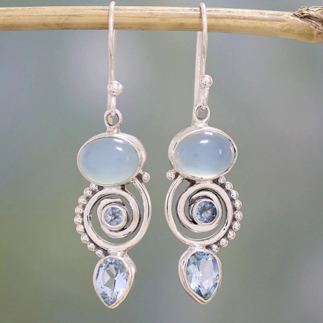 Dina Earrings in Moonstone